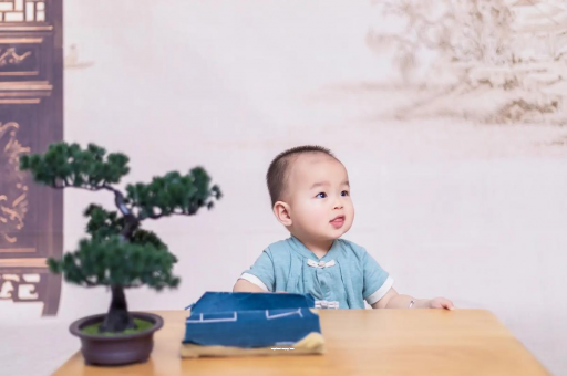 余姚八个月宝宝可以吃盐吗 余姚八个月宝宝可以吃盐吗